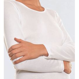 Nina von C. 70 471 111