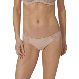 Triumph Wild Peony Florale Brazilian, Kolor: porcelanowy róż, Rozmiar: 36  sklep ebielizna.pl