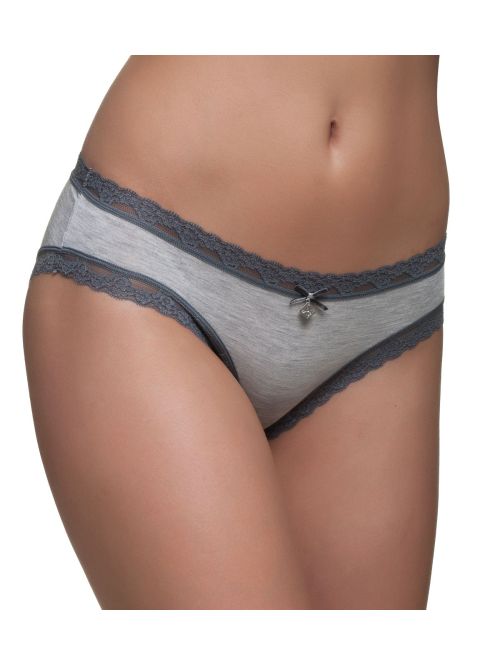Nina von C. 60 16 50