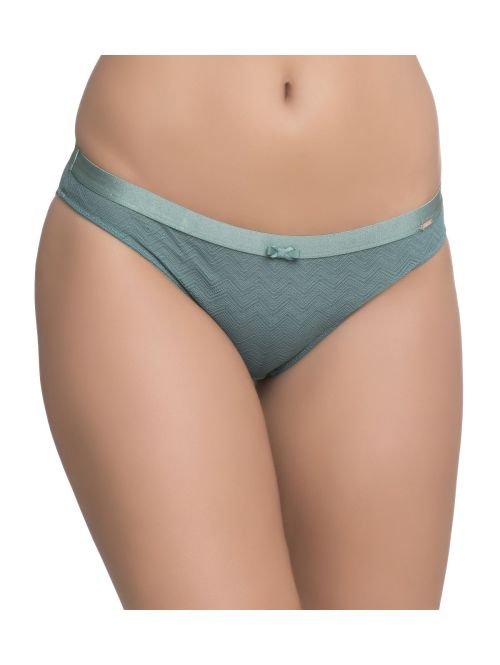 Dorina Mara Brief