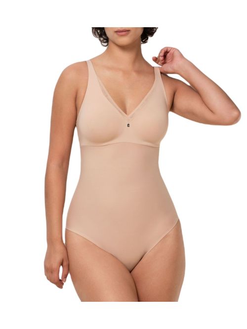 Body z miskami typu minimizer Triumph True Shape Sensation BS cielisty, Kolor: cielisty, Rozmiar: 75D  sklep ebielizna.pl