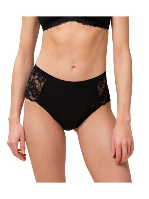 Majtki menstruacyjne Triumph Freedom Briefs Maxi, Kolor: czarny, Rozmiar: XL  sklep ebielizna.pl