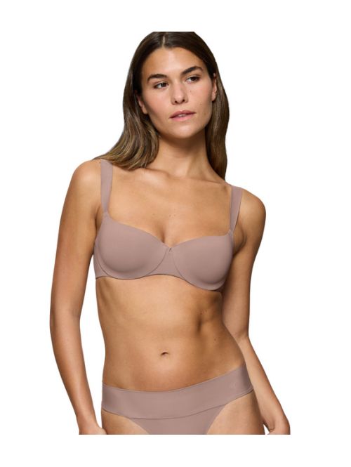 Biustonosz Triumph Body Make-Up Illusion Balconette, Kolor: cappuccino, Rozmiar: 70C  sklep ebielizna.pl